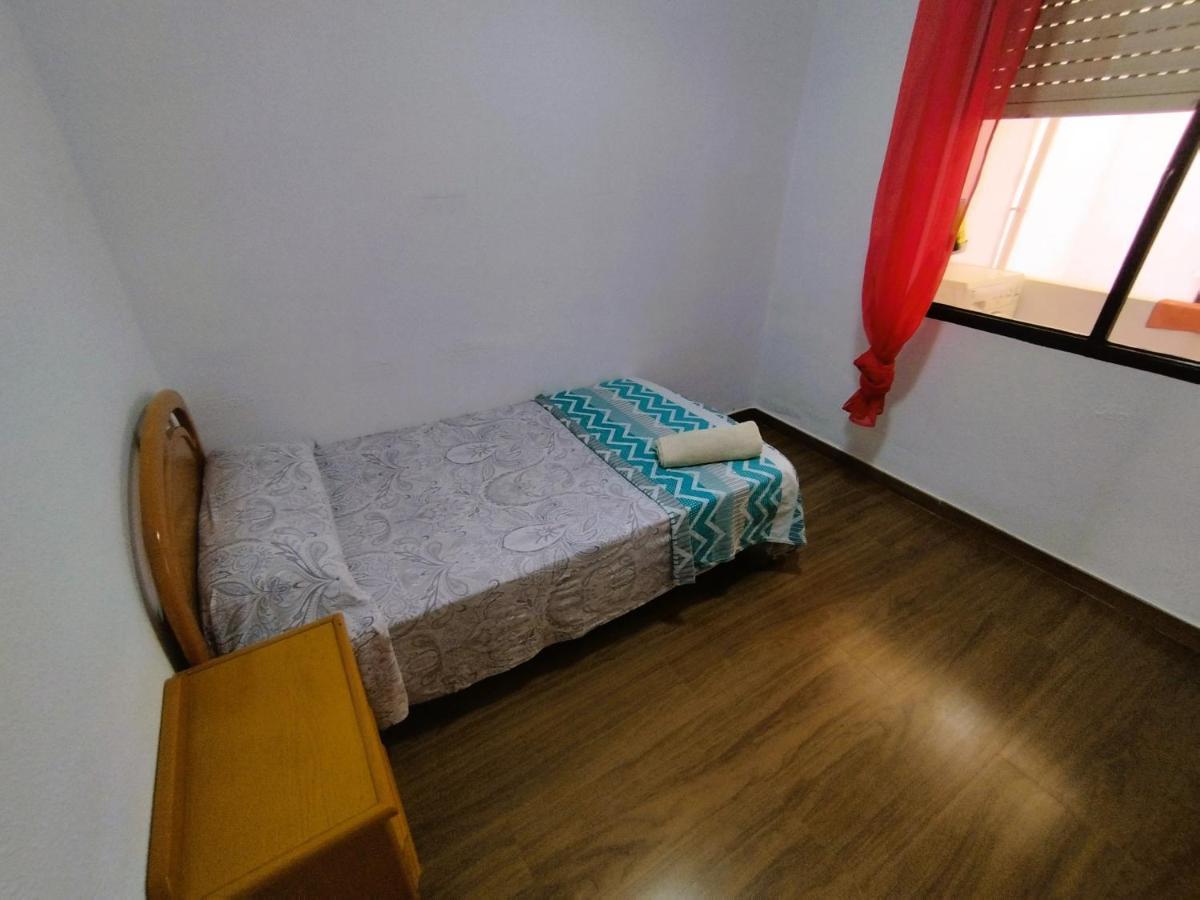 Sunny Flat With Huge Terrace! Close Downtown! Alicante Bagian luar foto