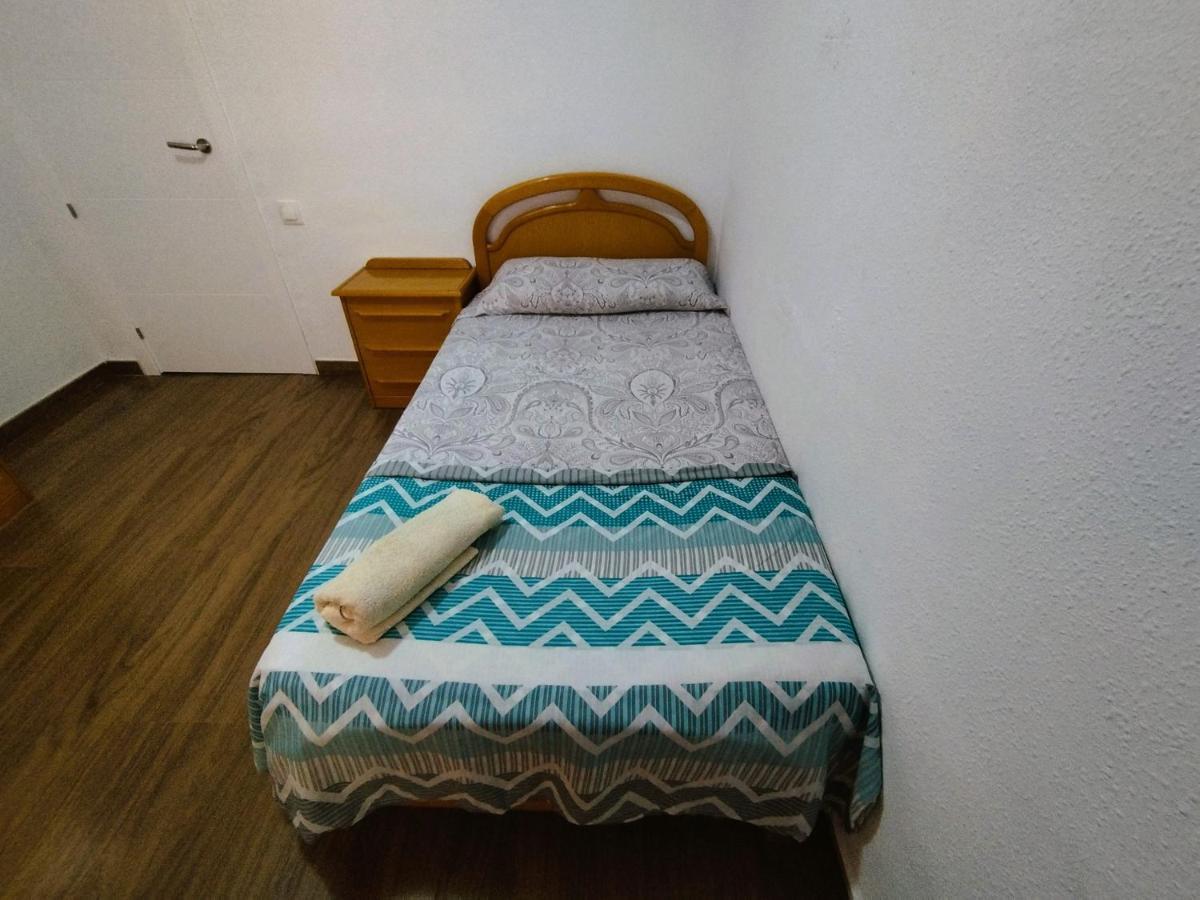 Sunny Flat With Huge Terrace! Close Downtown! Alicante Bagian luar foto