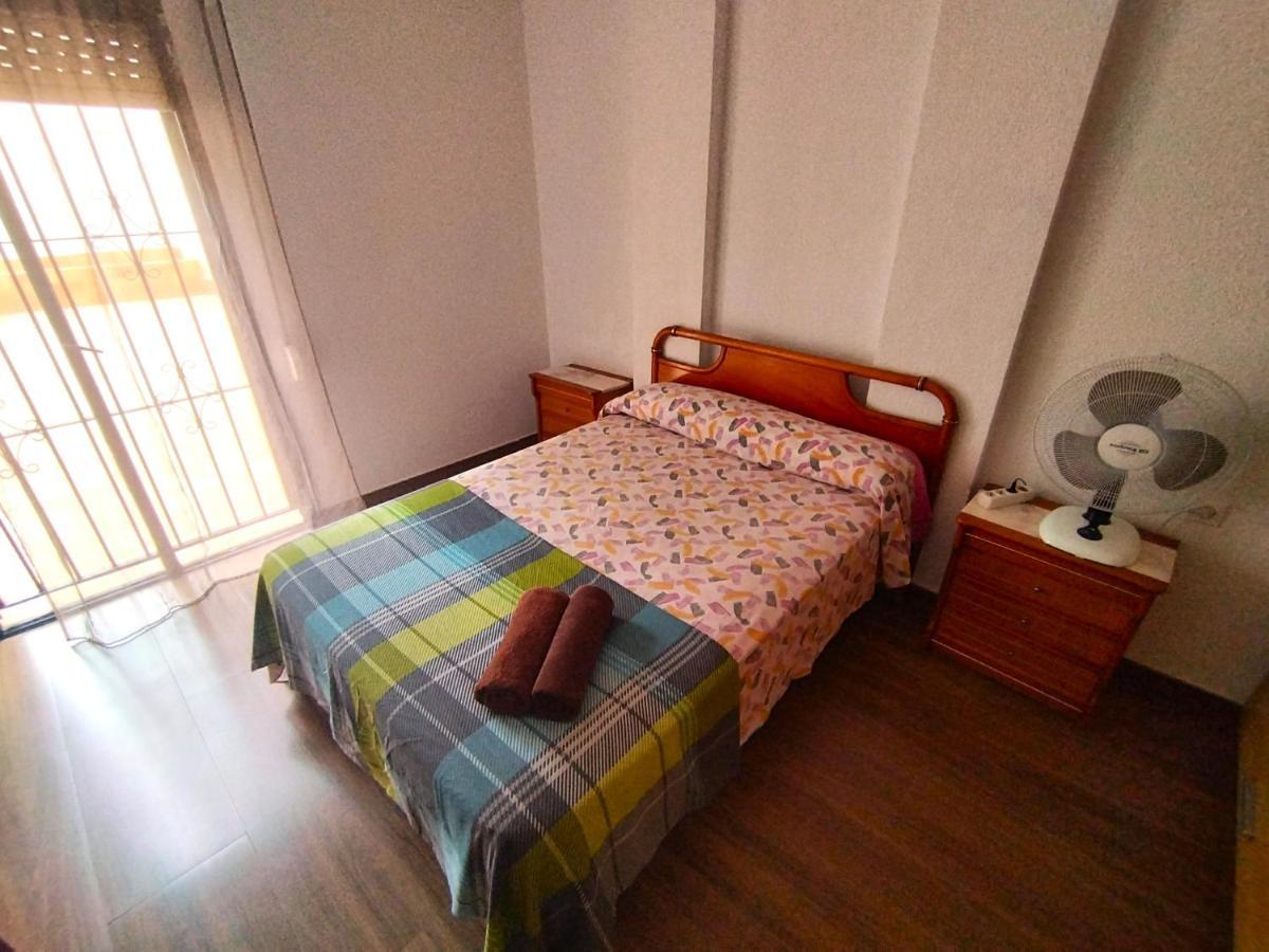 Sunny Flat With Huge Terrace! Close Downtown! Alicante Bagian luar foto